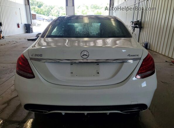 55SWF4KB5HU205422 2017 MERCEDES-BENZ C White Вид ззаду