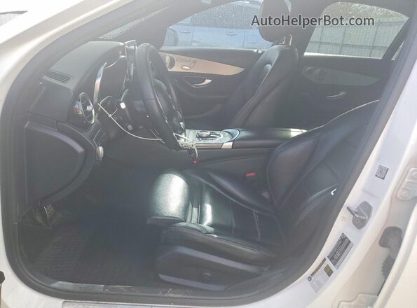 55SWF4KB5JU282488 2018 MERCEDES-BENZ C White Vista interior delantera