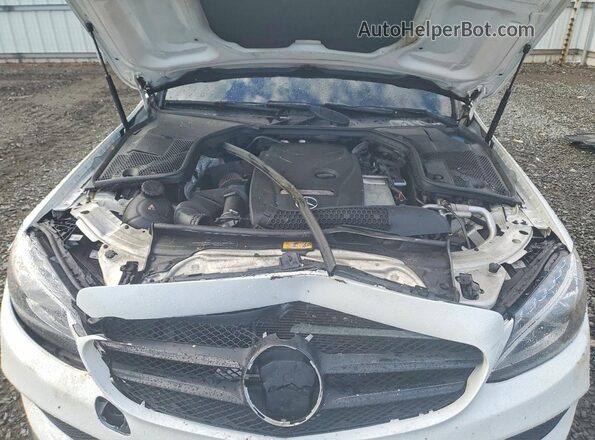 55SWF4KB5JU282488 2018 MERCEDES-BENZ C White Vista interior trasera