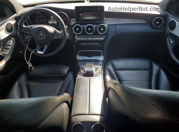 55SWF4KB6JU273217 2018 MERCEDES-BENZ C Black წინა პანელის ხედი