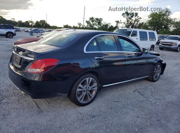 55SWF4KB6JU276795 2018 MERCEDES-BENZ C Black Հետևի աջ