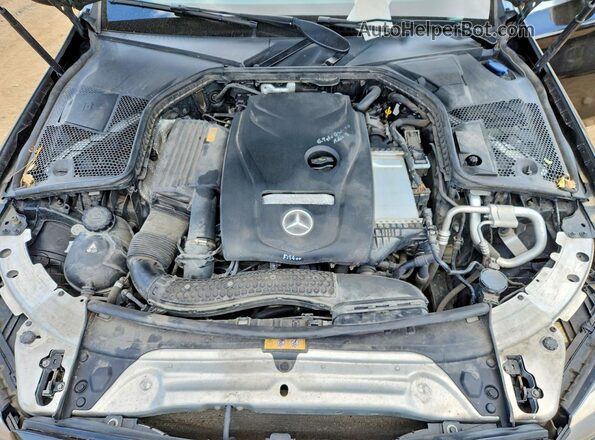 55SWF4KB6JU281317 2018 MERCEDES-BENZ C Black Vista interior trasera
