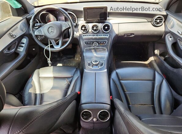 55SWF4KB6JU281317 2018 MERCEDES-BENZ C Black Vista del salpicadero