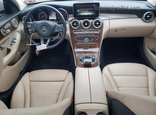 55SWF4KB7GU108561 2016 MERCEDES-BENZ C Белый Вид панели приборов