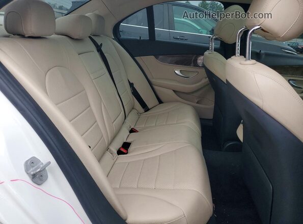 55SWF4KB7GU108561 2016 MERCEDES-BENZ C Белый Вид задних сидений