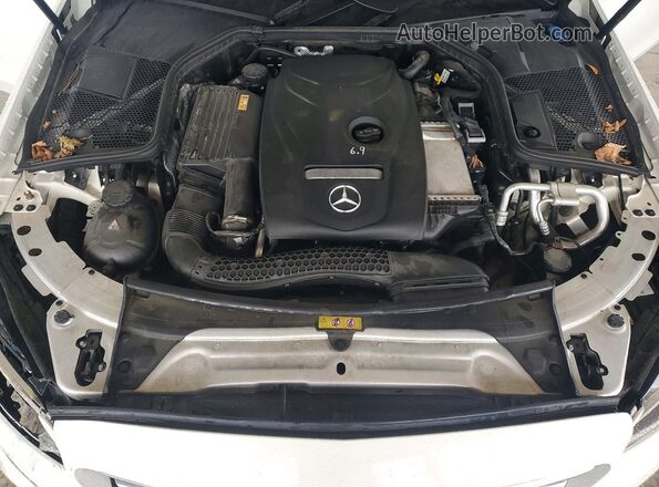 55SWF4KB7HU202554 2017 MERCEDES-BENZ C Белый Вид задней части салона