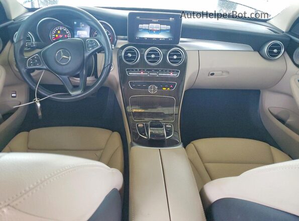 55SWF4KB7HU202554 2017 MERCEDES-BENZ C Белый Вид панели приборов