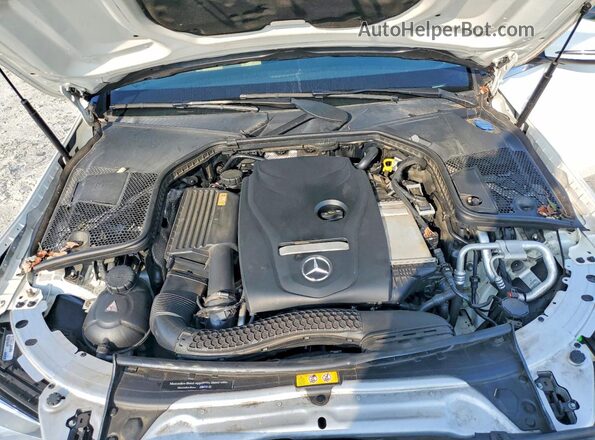 55SWF4KB7HU205812 2017 MERCEDES-BENZ C White Սալոնի հետևի տեսք
