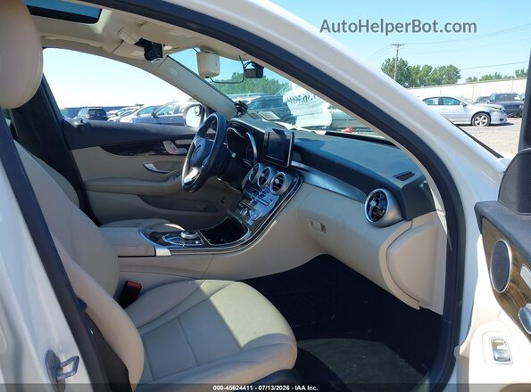 55SWF4KB7HU224747 2017 MERCEDES-BENZ C-CLASS White Vista interior delantera