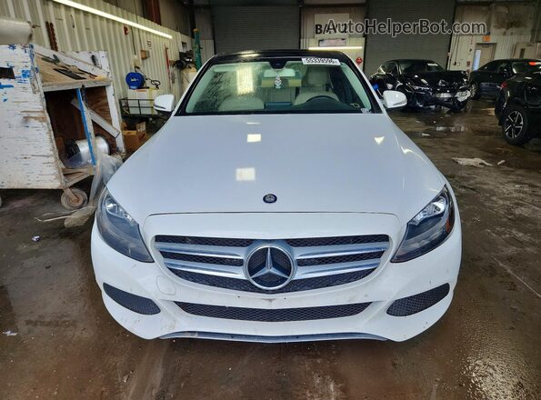 55SWF4KB7HU228104 2017 MERCEDES-BENZ C Белый Вид спереди