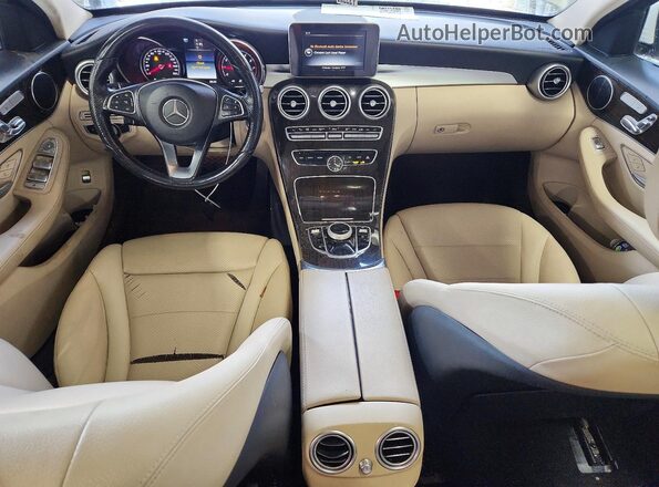 55SWF4KB7HU228104 2017 MERCEDES-BENZ C Белый Вид панели приборов