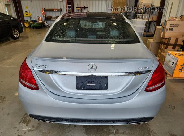 55SWF4KB8GU126874 2016 MERCEDES-BENZ C Silver უკანა ხედი