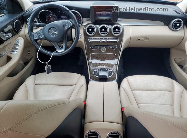 55SWF4KB8GU165044 2016 MERCEDES-BENZ C Blue Dashboard view