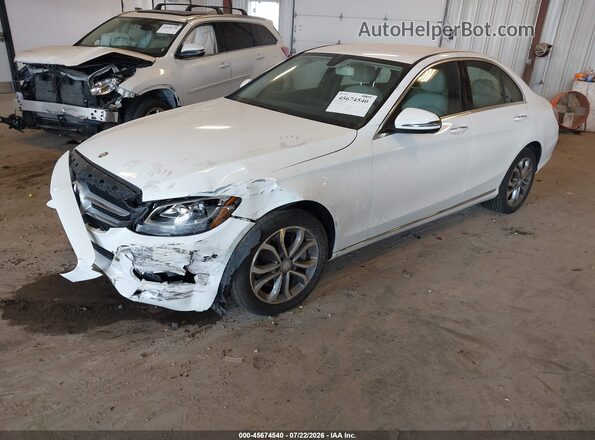 55SWF4KB8GU172205 2016 MERCEDES-BENZ C-CLASS Белый Передняя левая четверть