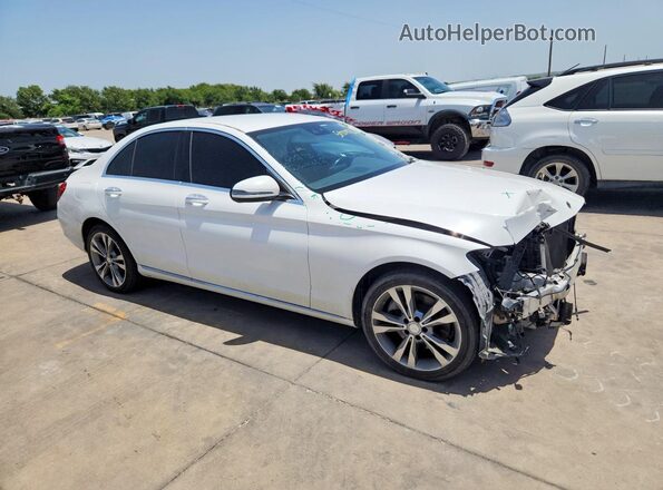 55SWF4KB8HU205897 2017 MERCEDES-BENZ C White Front right