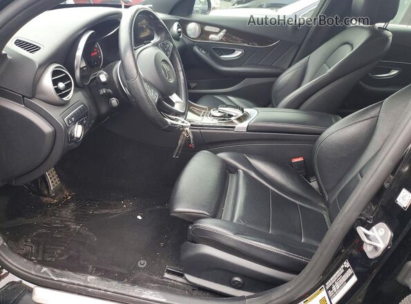55SWF4KB8JU262249 2018 MERCEDES-BENZ C Black Вид салону спереду