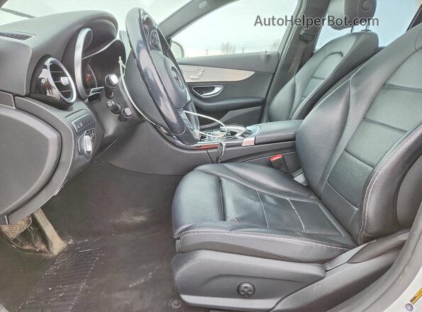 55SWF4KB9HU218996 2017 MERCEDES-BENZ C White Widok wnętrza z przodu