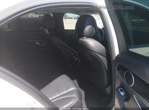 55SWF4KBXGU140775 2016 MERCEDES-BENZ C-CLASS White VIN sticker view