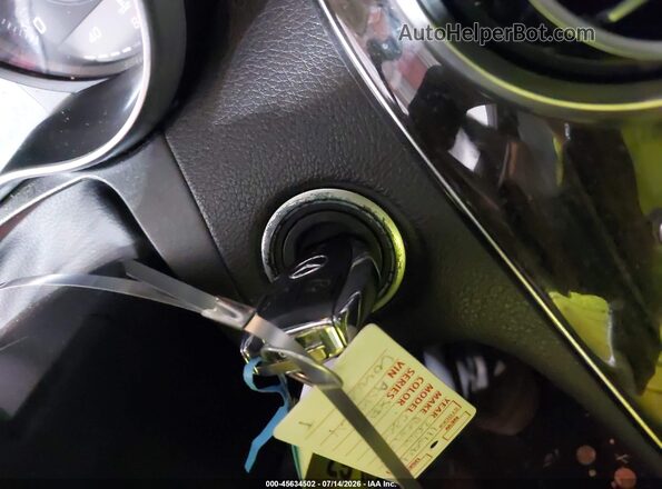 55SWF4KBXGU174523 2016 MERCEDES-BENZ C-CLASS Silver Вид панелі приладів