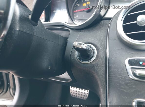 55SWF6EB0HU210311 2017 MERCEDES-BENZ AMG C 43 Black Widok deski rozdzielczej