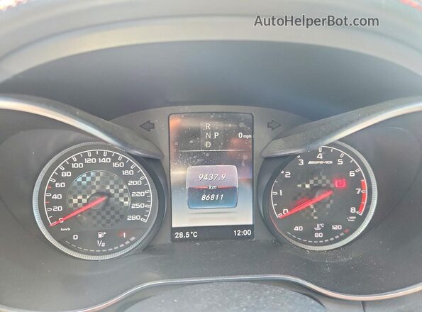 55SWF6EB2JU270239 2018 MERCEDES-BENZ C Gray Սարքավորումների վահանակի տեսք