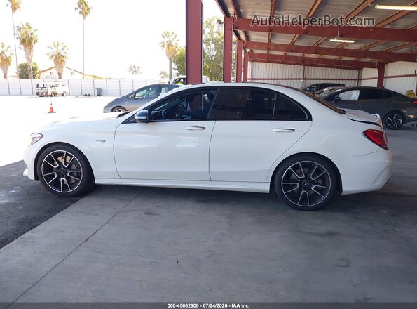 55SWF6EB3JU257287 2018 MERCEDES-BENZ AMG C 43 White Widok wnętrza 360 stopni