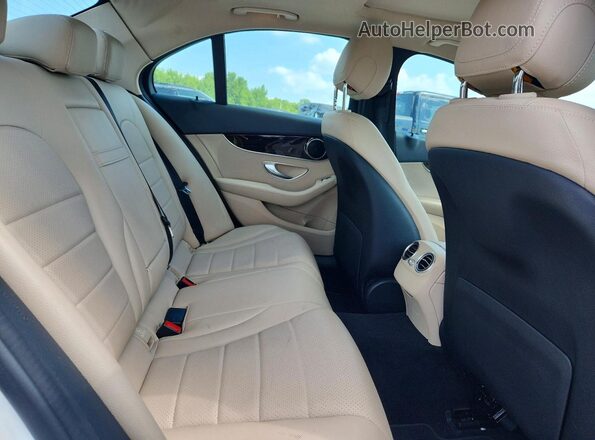 55SWF8DB1KU296426 2019 MERCEDES-BENZ C White უკანა სავარძლების ხედი
