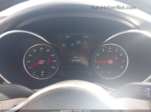 55SWF8DB2KU318322 2019 MERCEDES-BENZ C-CLASS Green Հետևի նստատեղերի տեսք