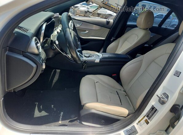 55SWF8DB2KU322130 2019 MERCEDES-BENZ C White წინა სალონის ხედი