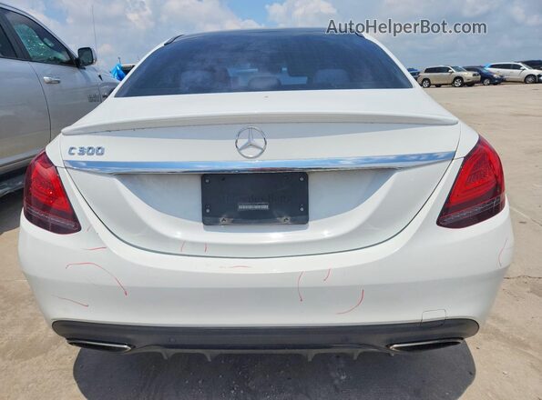 55SWF8DB2KU322130 2019 MERCEDES-BENZ C White უკანა ხედი