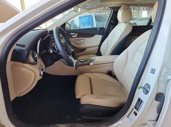 55SWF8DB5KU300610 2019 MERCEDES-BENZ C White Vista interior delantera