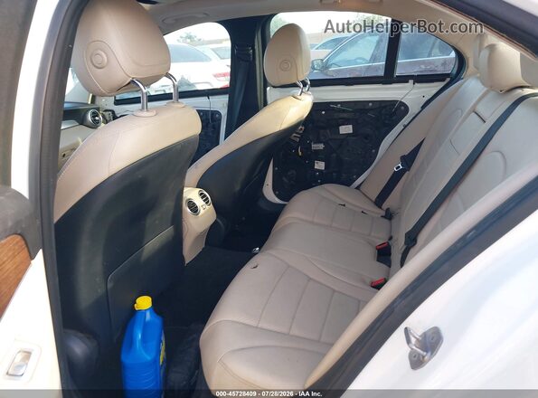 55SWF8DB5KU306858 2019 MERCEDES-BENZ C-CLASS White Вид наклейки з VIN-кодом