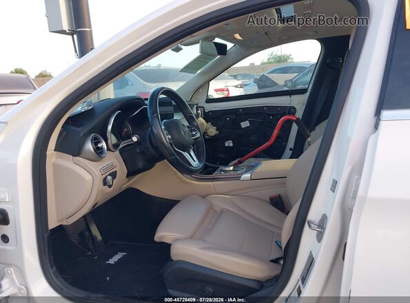 55SWF8DB5KU306858 2019 MERCEDES-BENZ C-CLASS White Вид салону спереду