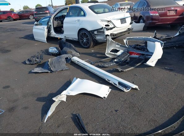 55SWF8DB5KU306858 2019 MERCEDES-BENZ C-CLASS White 