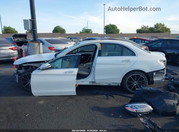 55SWF8DB5KU306858 2019 MERCEDES-BENZ C-CLASS White 
