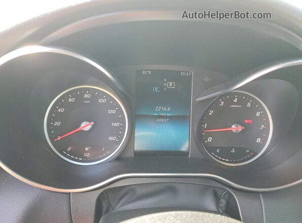 55SWF8DB7KU294826 2019 MERCEDES-BENZ C White Widok zestawu wskaźników