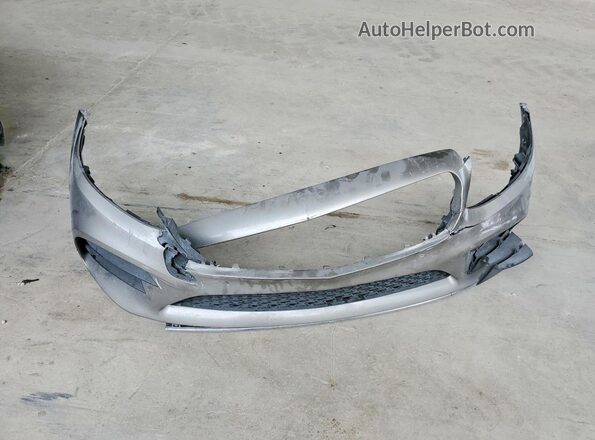 55SWF8DB7KU303265 2019 MERCEDES-BENZ C Gray Vista del compartimento del motor