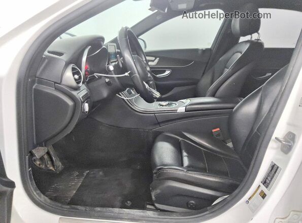 55SWF8EB6KU297358 2019 MERCEDES-BENZ C White Սալոնի դիմացի տեսք
