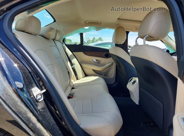 55SWF8EB7KU316631 2019 MERCEDES-BENZ C Black Widok tylnych siedzeń