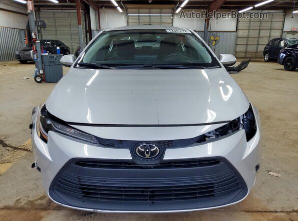 5YFB4MDEXSP277600 2025 TOYOTA COROLLA Silver Widok z tyłu