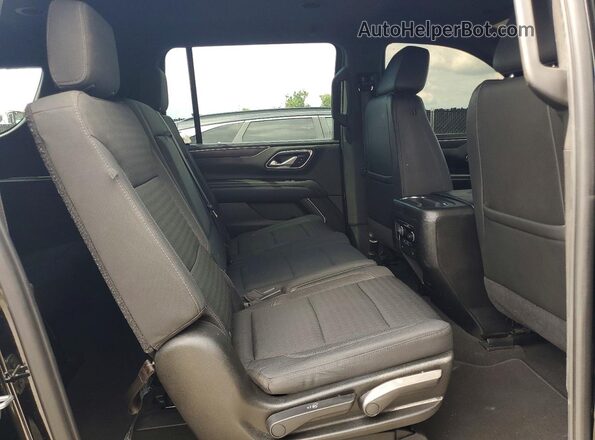 1GNSCCKT5MR462331 2021 CHEVROLET SUBURBAN Black ძრავის განყოფილების ხედი