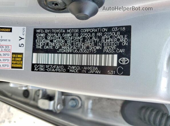 JTDKBRFU6J3062715 2018 TOYOTA PRIUS Серебряный Вид наклейки с VIN-кодом