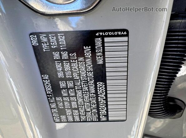 WP1BA2AY6PDA25539 2023 PORSCHE CAYENNE Gray 