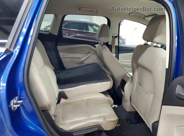 1FMCU0GD2HUD04201 2017 FORD ESCAPE Blue Շարժիչի բաժամունքի տեսք