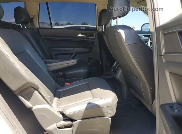 1V2CP2CA2JC592850 2018 VOLKSWAGEN ATLAS White Շարժիչի բաժամունքի տեսք