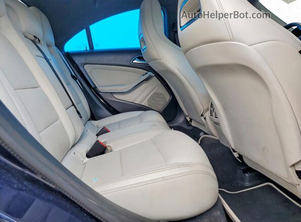 WDDSJ4GB9KN717285 2019 MERCEDES-BENZ CLA-CLASS Blue უკანა სალონის ხედი
