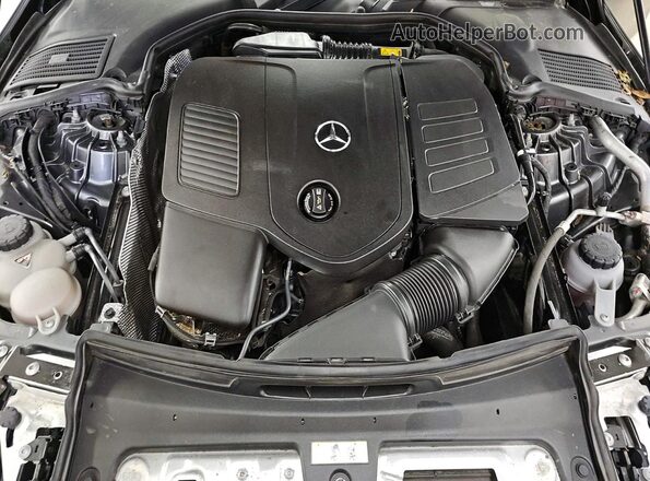 W1KAF4HBXNR019860 2022 MERCEDES-BENZ C Gray Front interior view