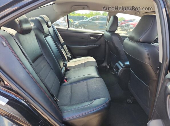 4T1BF1FK3HU812690 2017 TOYOTA CAMRY Black Սալոնի հետևի տեսք