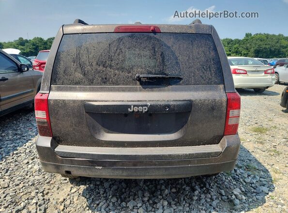 1C4NJPBAXHD161722 2017 JEEP PATRIOT Серый Вид салона спереди