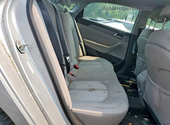 KMHE24L16HA058045 2017 HYUNDAI SONATA Серебряный Вид задней части салона